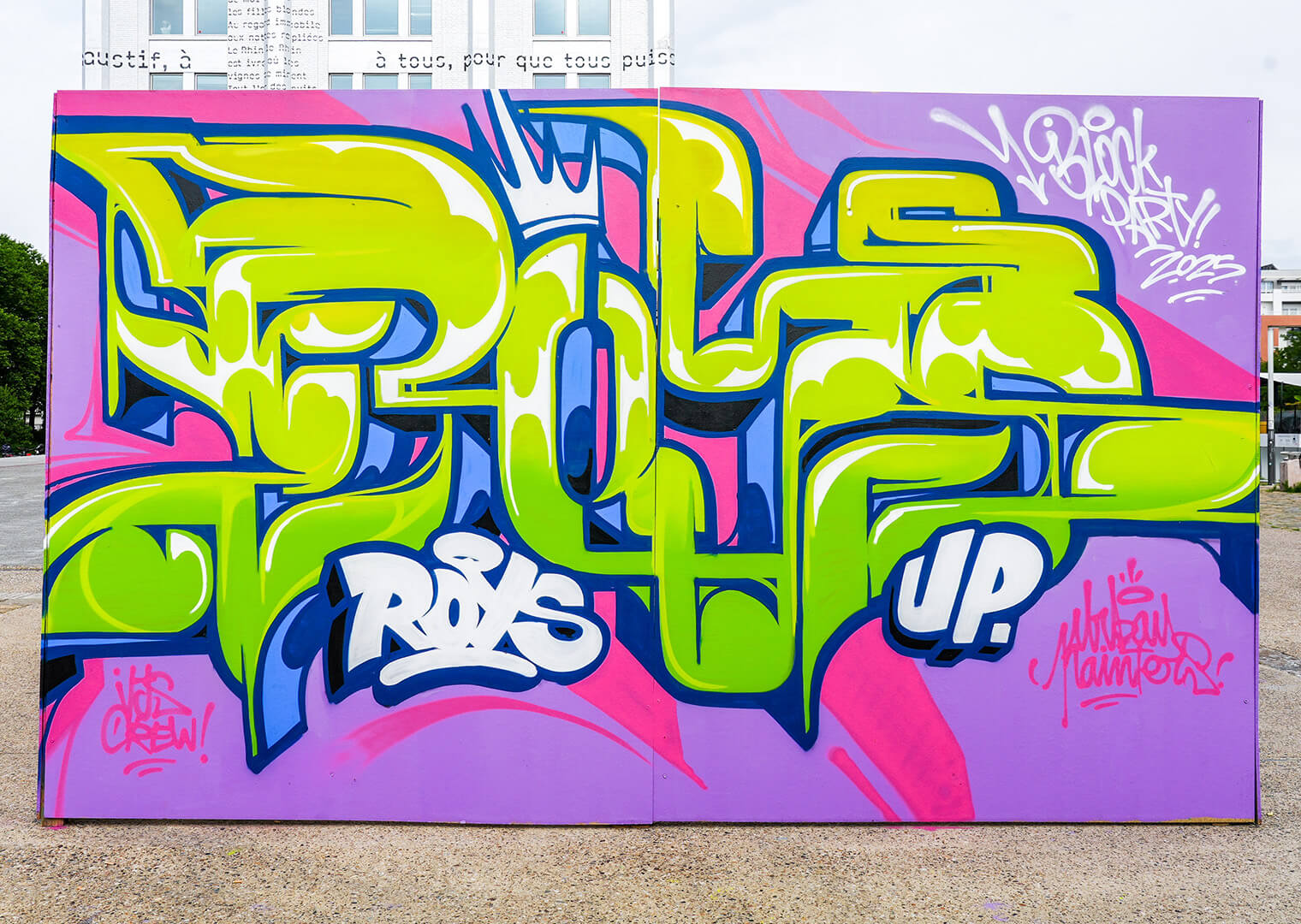 Roys32