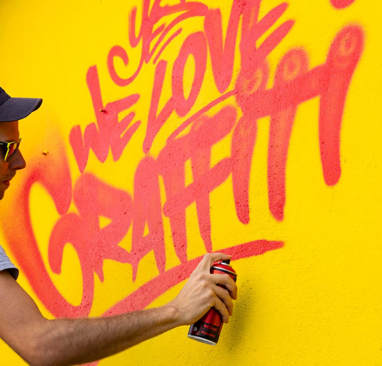Graffiti we love graffiti