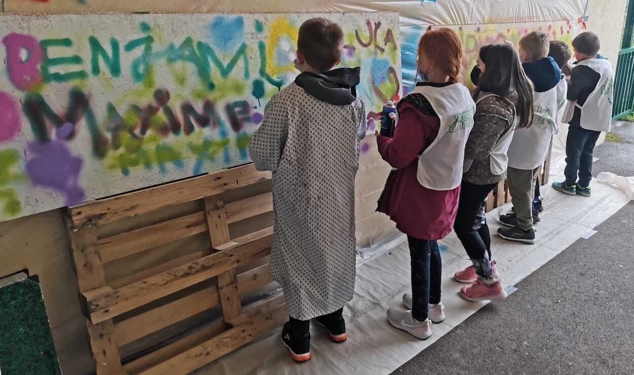 Atelier graffiti avec des enfants