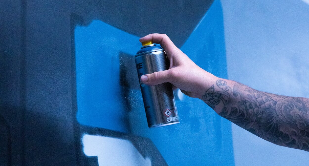 peinture murale à la bombe Flame