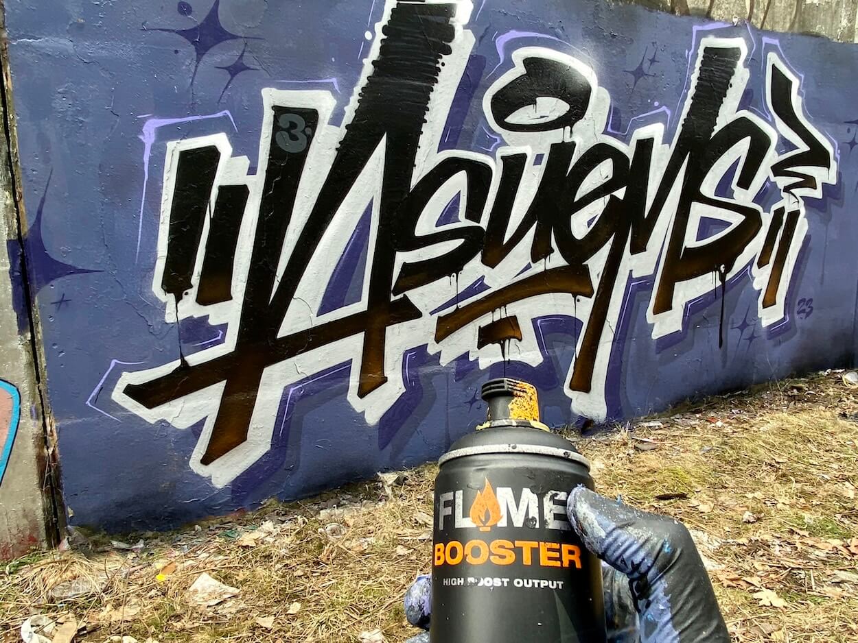 bombe de peinture graffiti et tag Flame Booster 500ml